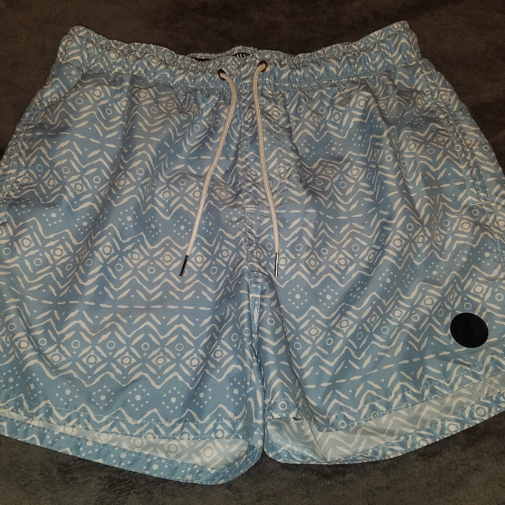 Indigenous freedom for the people surf mentality swim trunks, size medium